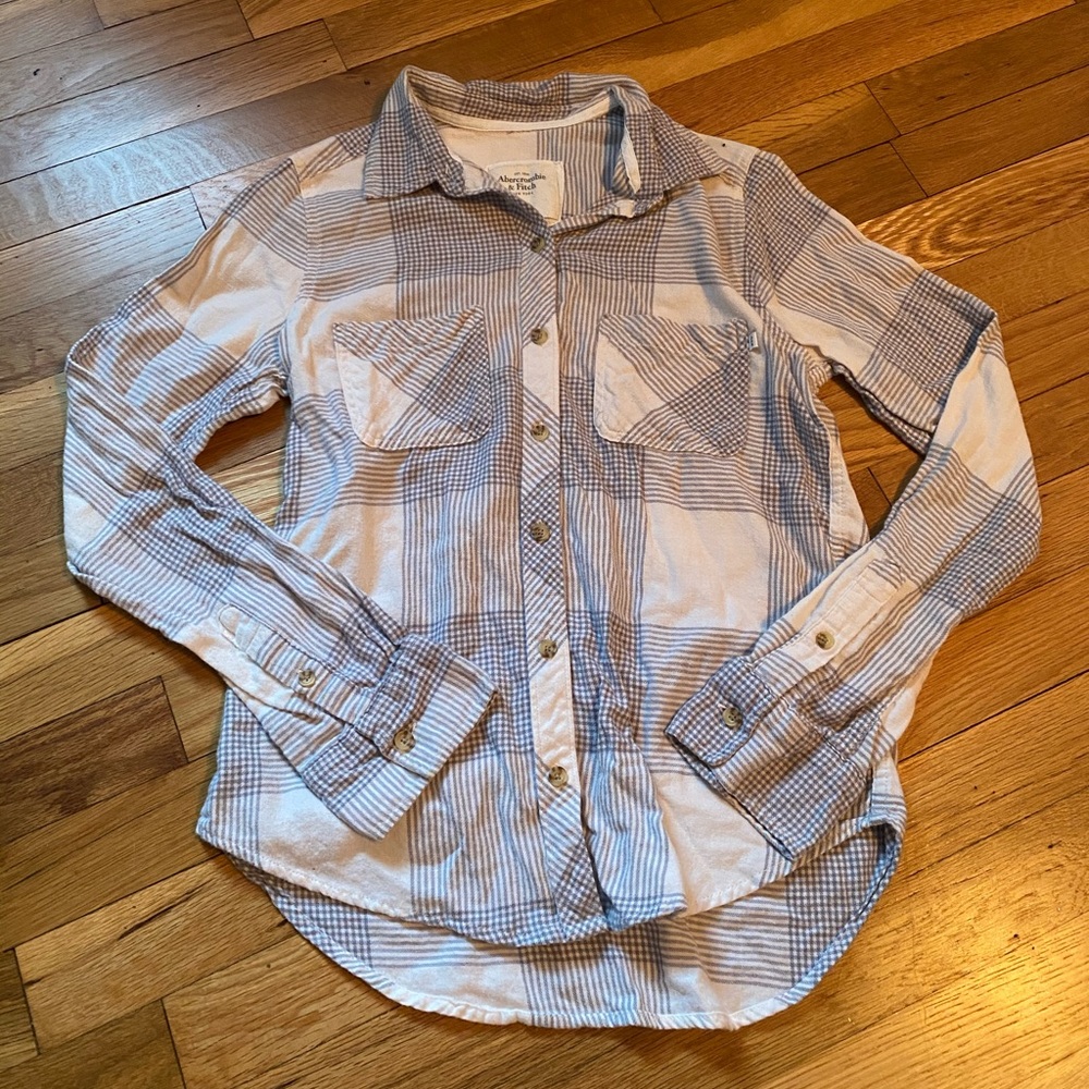 Abercrombie and Fitch blue and white plaid flannel button down shirt